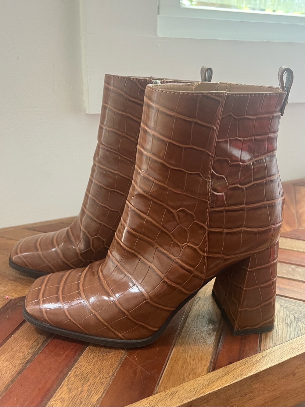 Sam Edelman Circus Women's Brown Faux Croc Ankle Booties Fall Boots Block Heel
